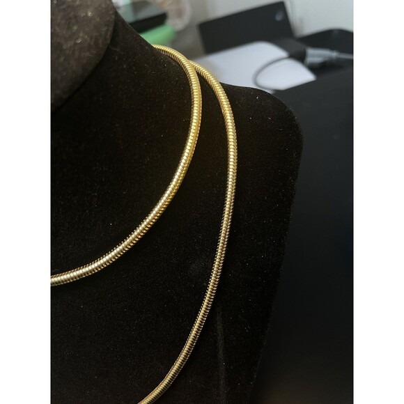 Vintage Necklace Gold Tone Snake Chain 28" Minimalist Costume Jewelry - Picture 2 of 5